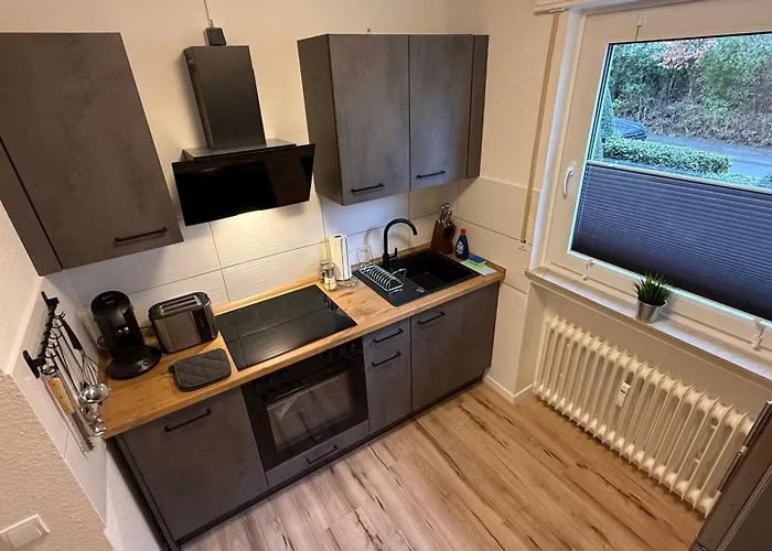 Appartement Gna02 - Zeitgemaesse Apartments Mit Modernen Kuechen, Balkon & Parkplatz Lüdenscheid