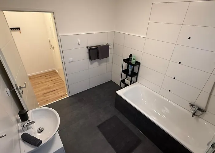 Gna02 - Zeitgemaesse Apartments Mit Modernen Kuechen, Balkon & Parkplatz