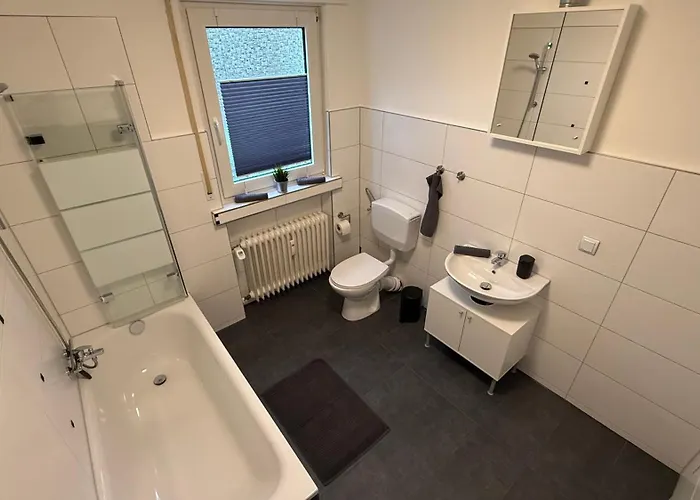 Appartement Gna02 - Zeitgemaesse Apartments Mit Modernen Kuechen, Balkon & Parkplatz Lüdenscheid